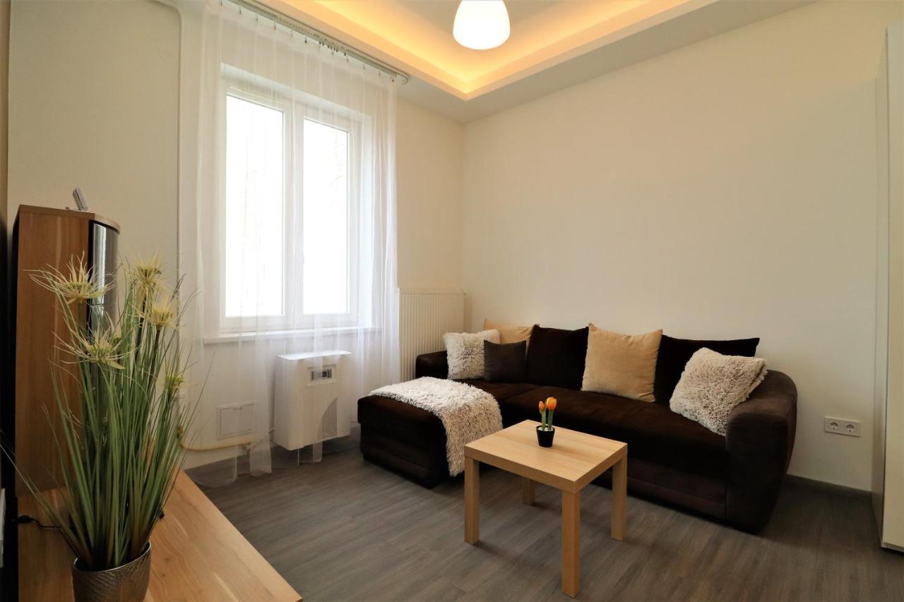 Warm & Welcoming Home Near Margaret Bridge Budapest Esterno foto